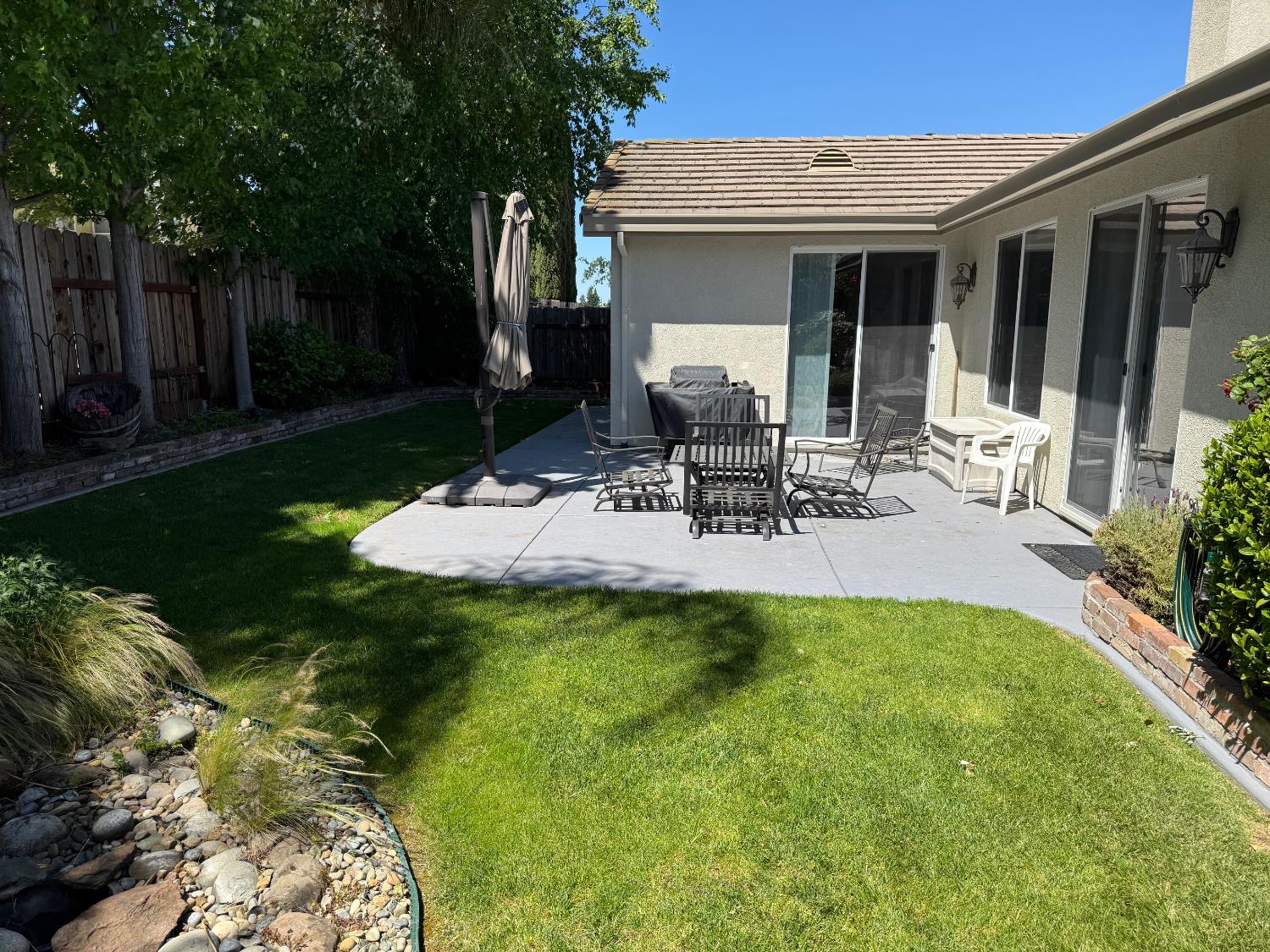 Detail Gallery Image 46 of 52 For 220 Shrike Cir, Sacramento,  CA 95834 - 4 Beds | 3 Baths