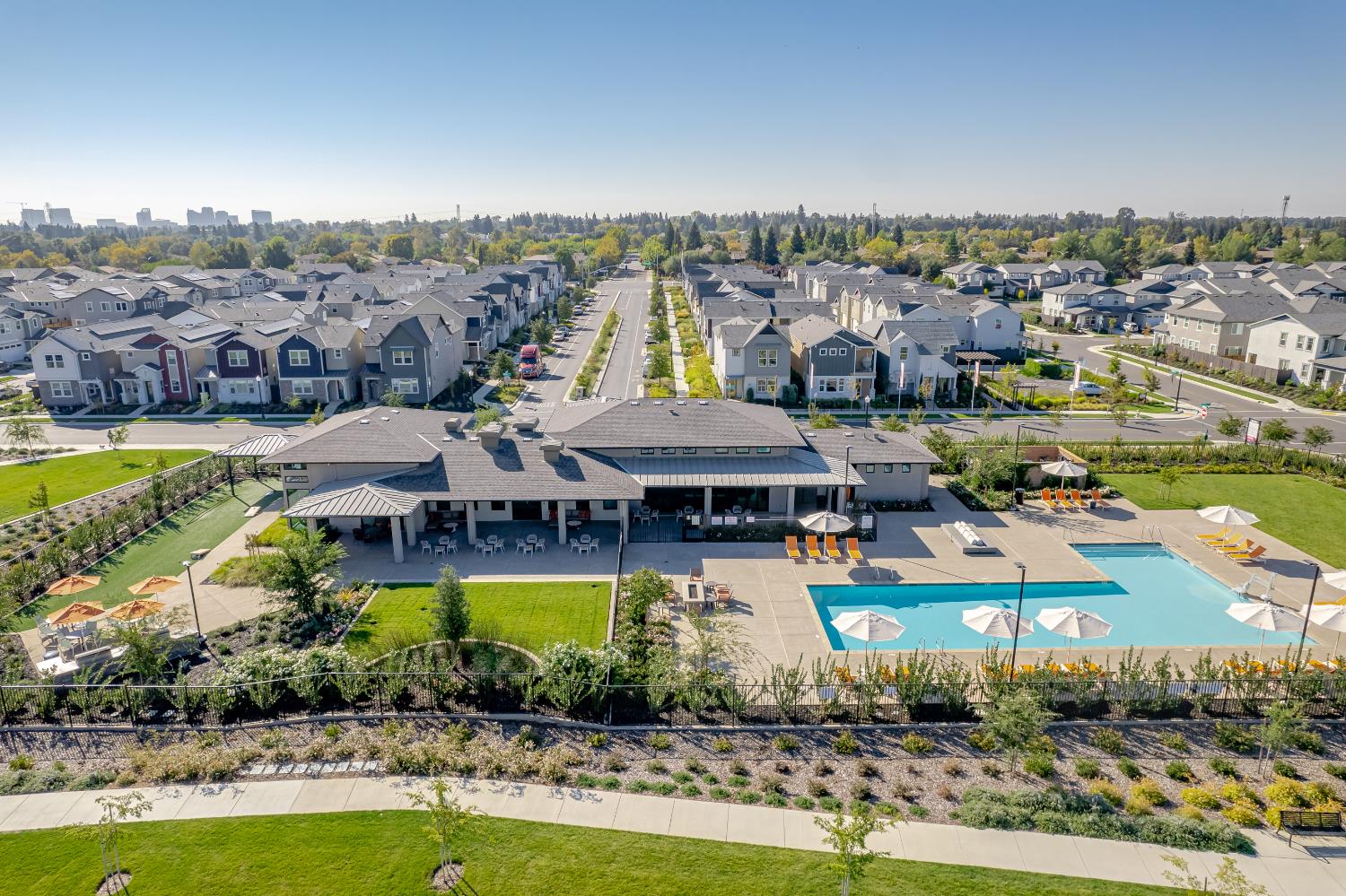 Detail Gallery Image 43 of 44 For 3074 Seaspray Walk, Sacramento,  CA 95833 - 3 Beds | 2/1 Baths
