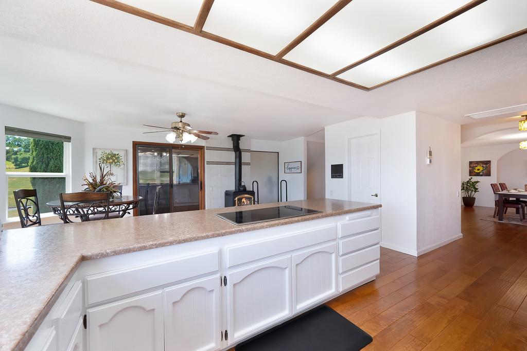 Detail Gallery Image 43 of 93 For 3561 Ahwahnee Way, Cool,  CA 95614 - 4 Beds | 3 Baths