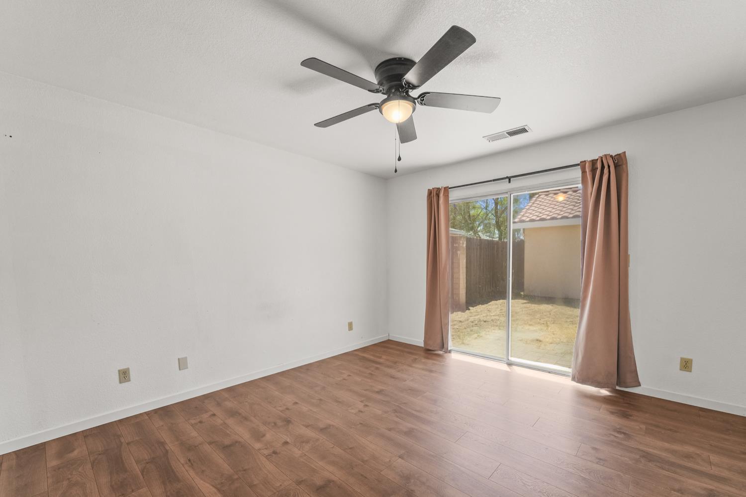 Detail Gallery Image 25 of 34 For 3428 Waynesboro Dr, Ceres,  CA 95307 - 3 Beds | 2 Baths