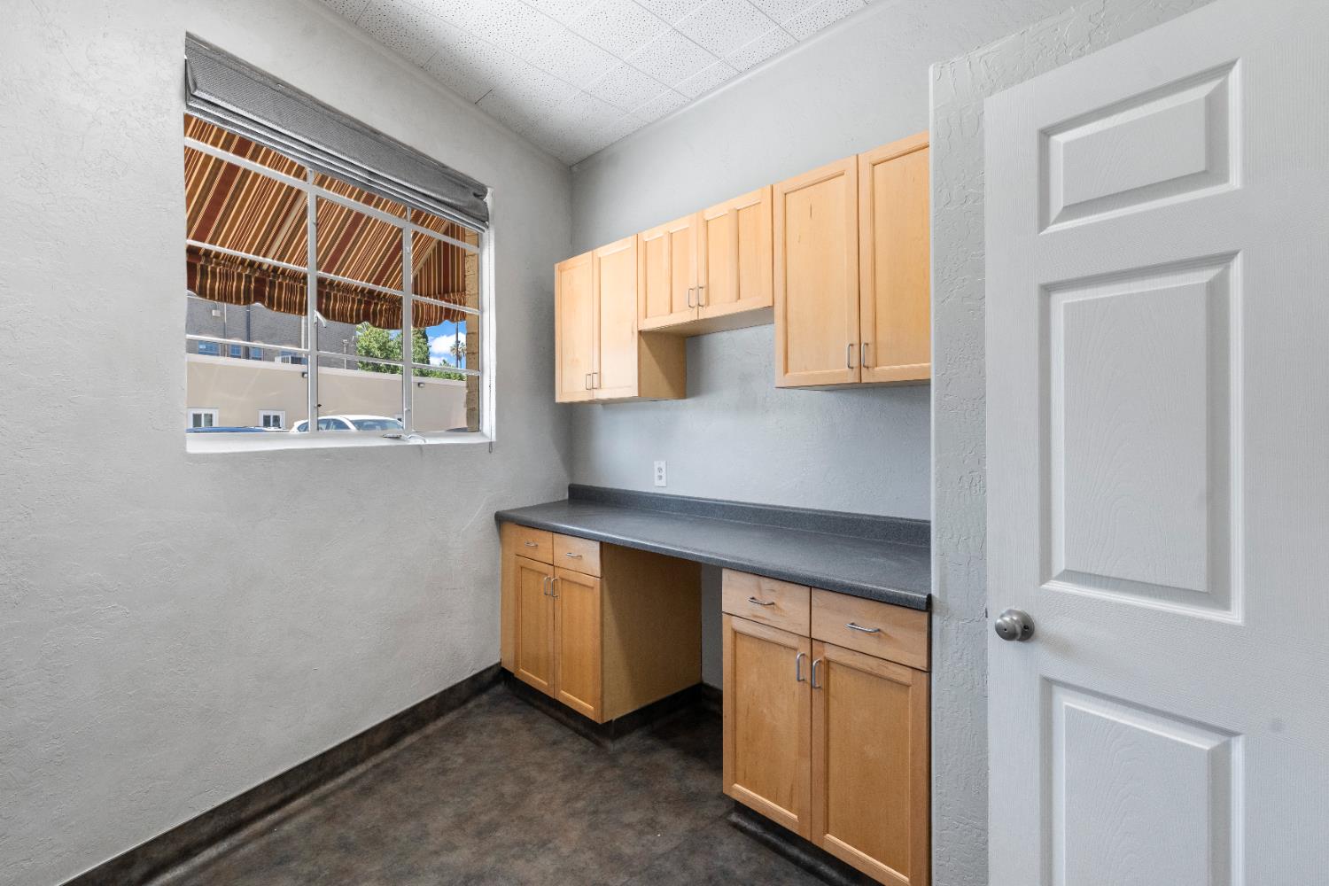 Detail Gallery Image 8 of 26 For 24 S 3rd St, Patterson,  CA 95363 - – Beds | – Baths
