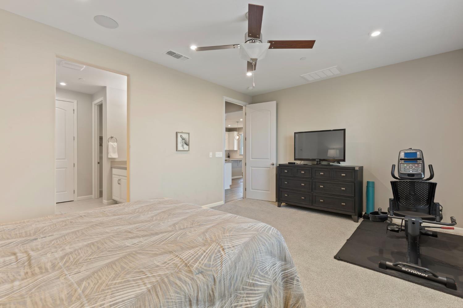 Detail Gallery Image 24 of 45 For 2616 Provincetown Way, Roseville,  CA 95747 - 4 Beds | 2 Baths