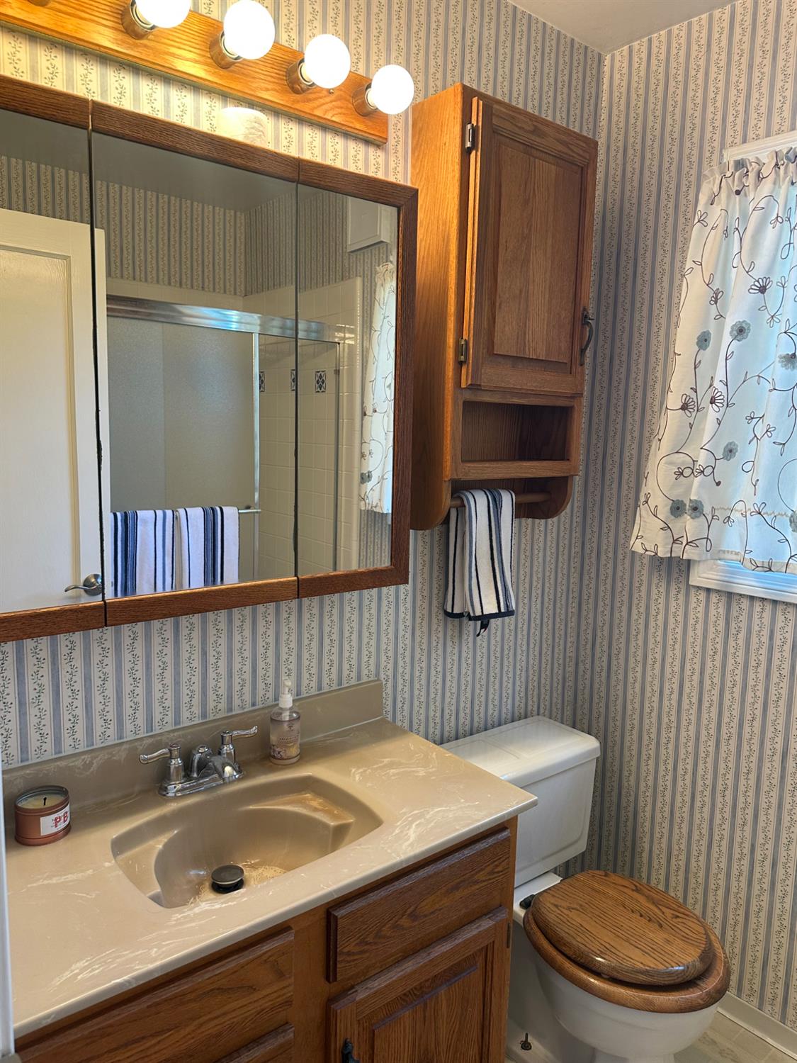 Detail Gallery Image 17 of 22 For 6322 Jansen Dr, Sacramento,  CA 95824 - 2 Beds | 1 Baths