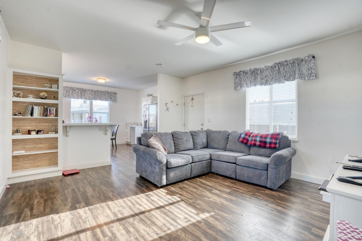 Detail Gallery Image 7 of 37 For 150 Pestana 43, Manteca,  CA 95336 - 2 Beds | 1 Baths