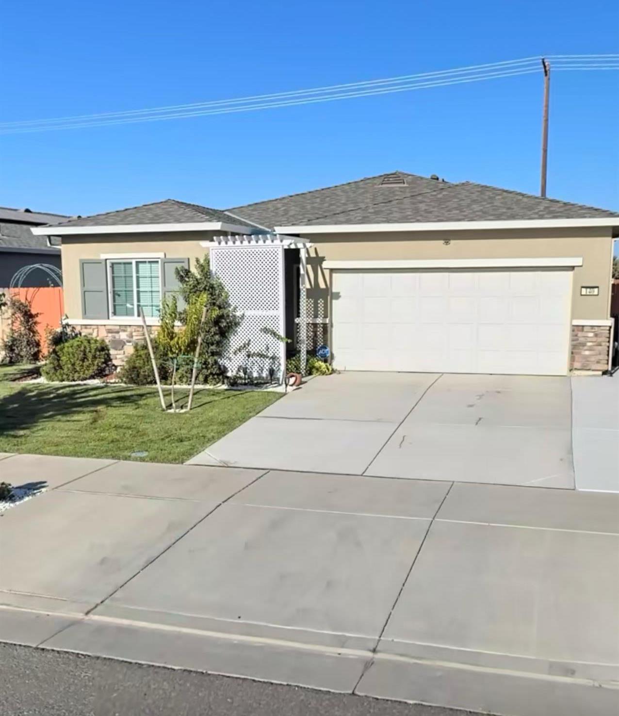 Detail Gallery Image 1 of 30 For 140 Sable St, Merced,  CA 95341 - 4 Beds | 2 Baths