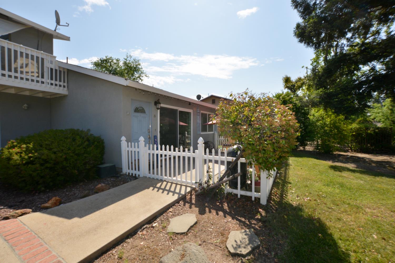 Detail Gallery Image 11 of 16 For 845 Saint Andrews Dr #8,  Valley Springs,  CA 95252 - 2 Beds | 2 Baths