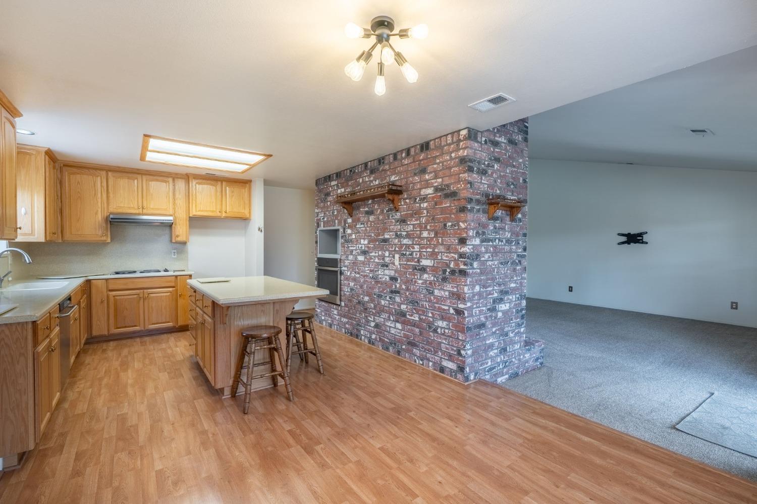 Detail Gallery Image 14 of 52 For 1047 Miwok Dr, Lodi,  CA 95240 - 3 Beds | 2 Baths