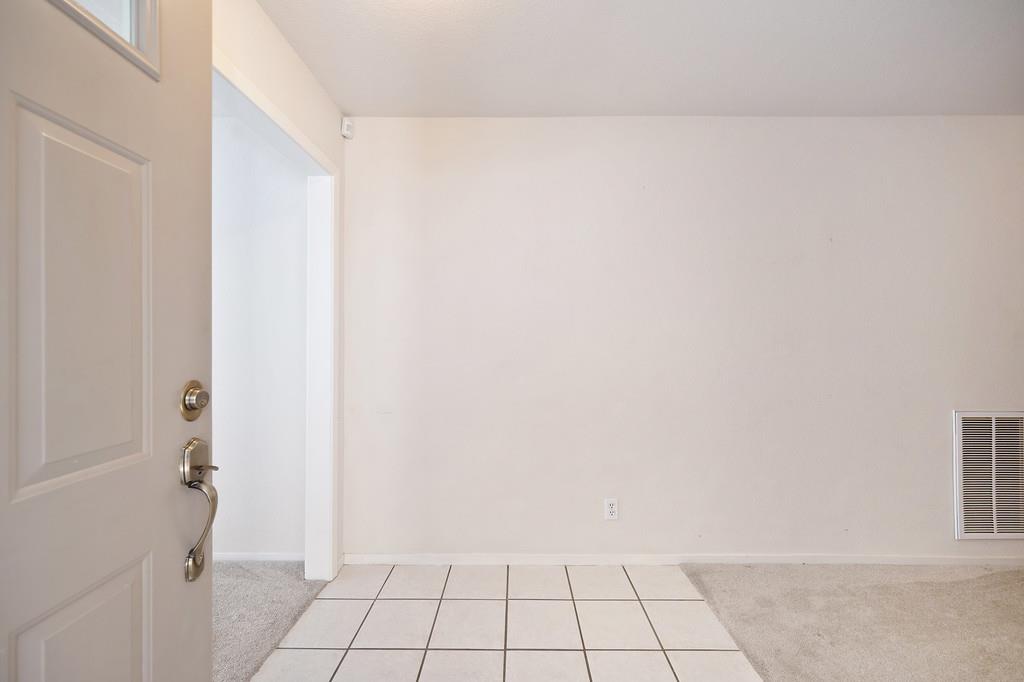 Detail Gallery Image 13 of 84 For 512 Sawka Dr, Auburn,  CA 95603 - 3 Beds | 2/1 Baths