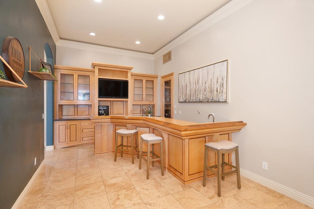 Detail Gallery Image 16 of 58 For 3711 Stone Temple Ct, Rocklin,  CA 95765 - 5 Beds | 4/1 Baths