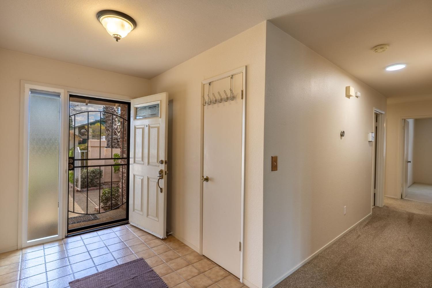 Detail Gallery Image 20 of 52 For 1047 Miwok Dr, Lodi,  CA 95240 - 3 Beds | 2 Baths
