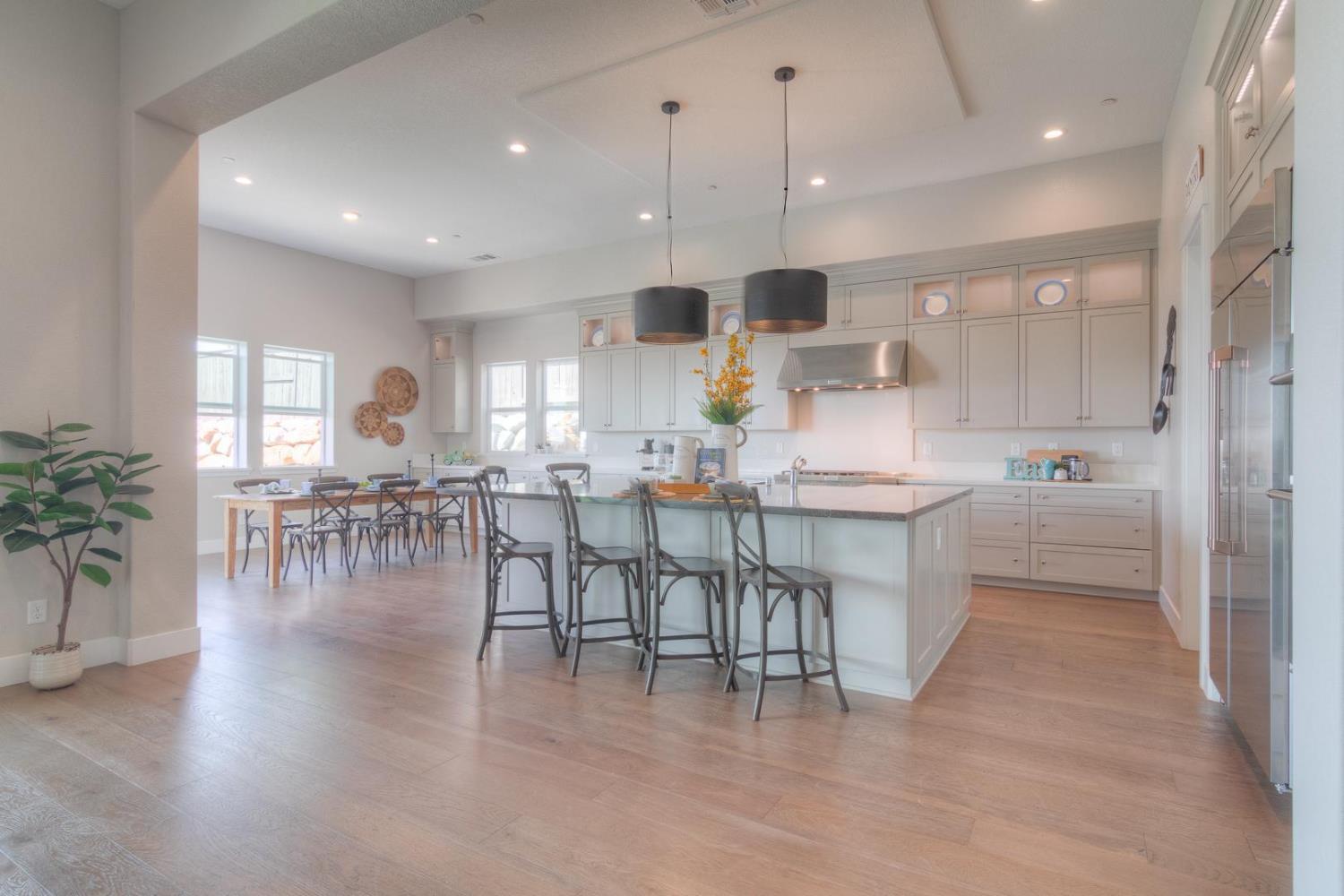 Detail Gallery Image 17 of 81 For 4009 Whitney Vista Ln, Rocklin,  CA 95677 - 4 Beds | 4/1 Baths