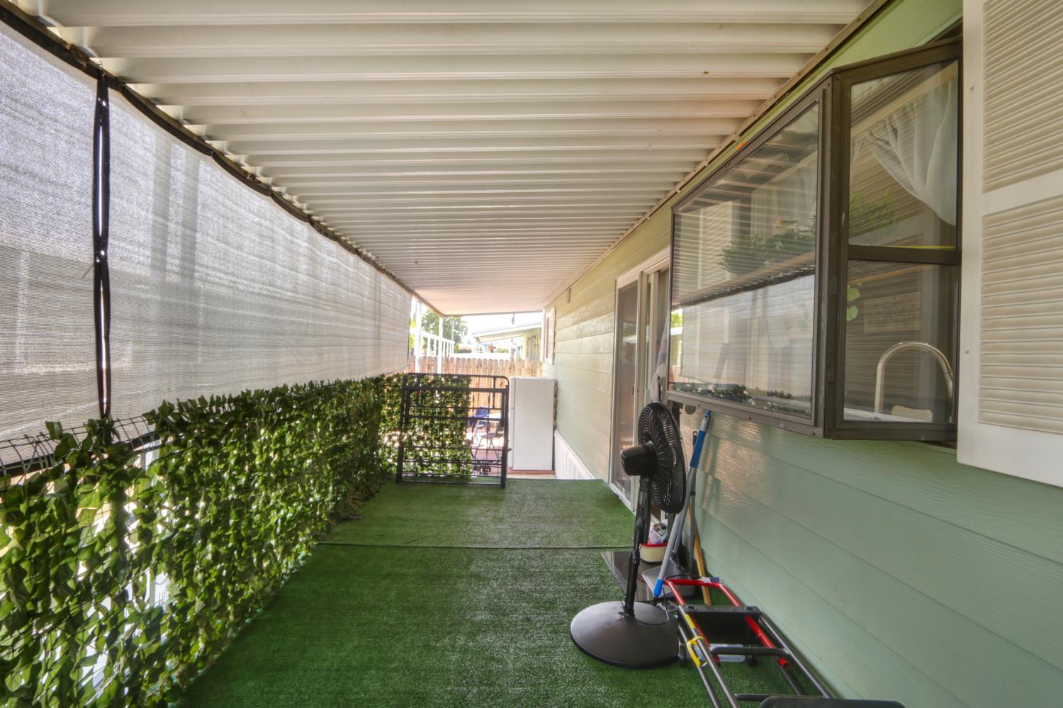 Detail Gallery Image 35 of 41 For 7005 Pleasure Ln, Sacramento,  CA 95823 - 3 Beds | 2 Baths
