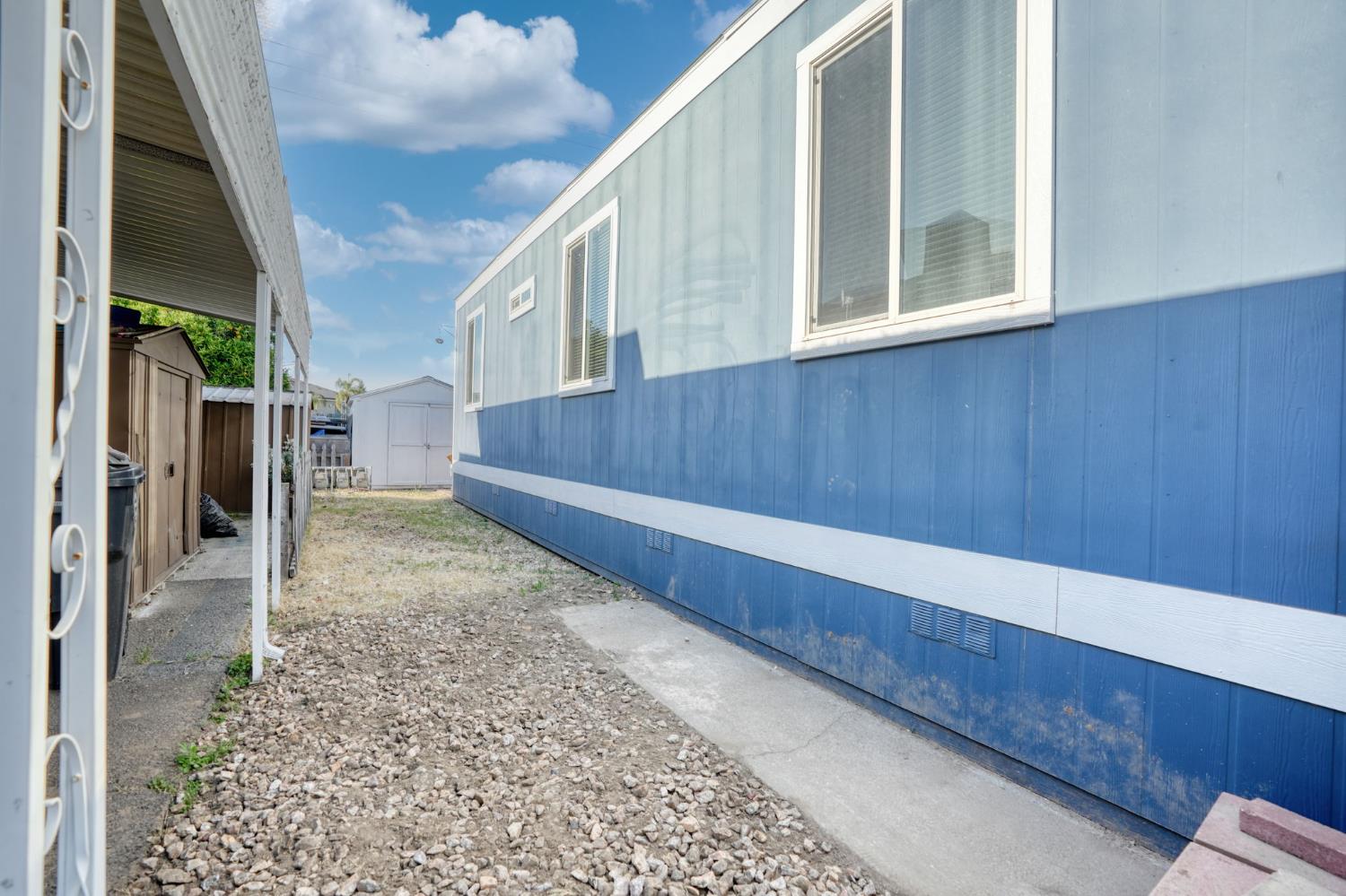 Detail Gallery Image 27 of 37 For 150 Pestana 43, Manteca,  CA 95336 - 2 Beds | 1 Baths