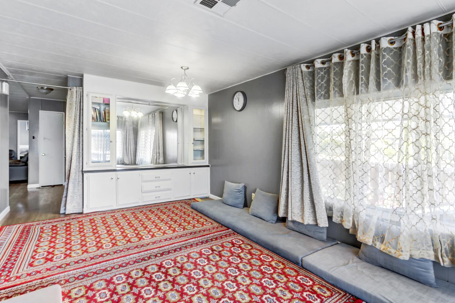 Detail Gallery Image 17 of 41 For 7005 Pleasure Ln, Sacramento,  CA 95823 - 3 Beds | 2 Baths