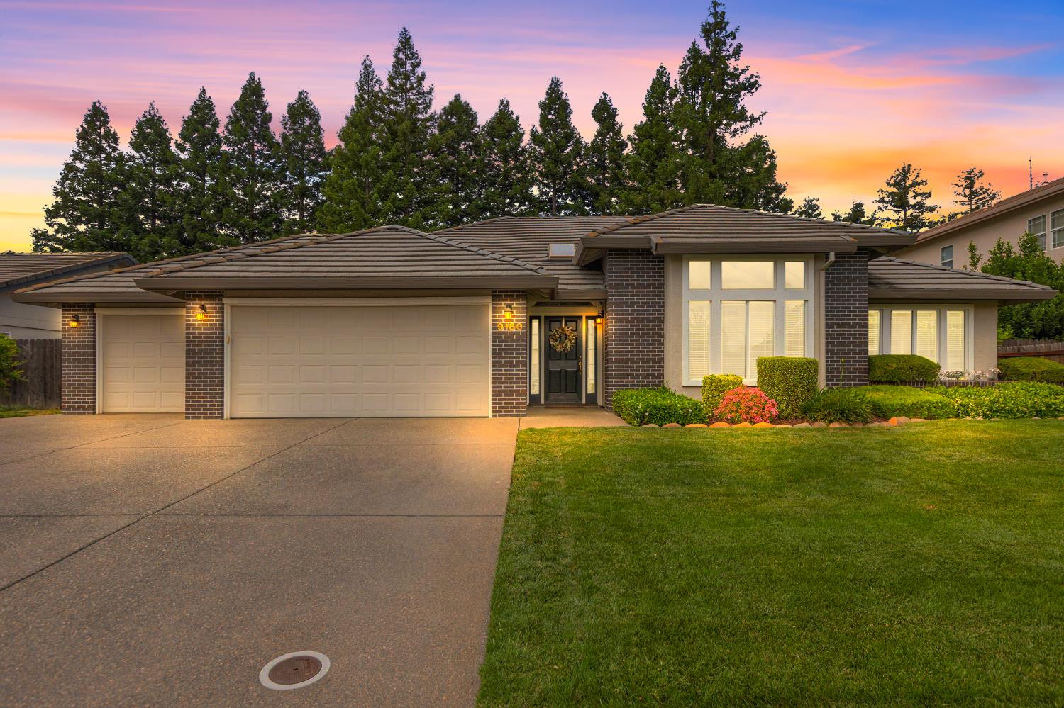 Detail Gallery Image 1 of 72 For 9180 Quail Cove Dr, Elk Grove,  CA 95624 - 5 Beds | 2/1 Baths