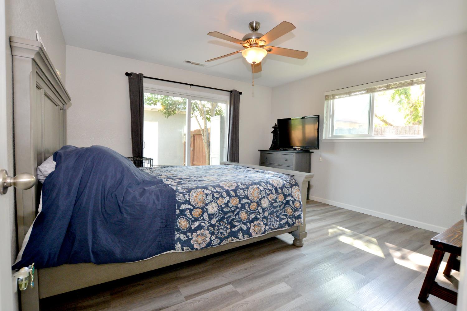 Detail Gallery Image 8 of 16 For 845 Saint Andrews Dr #8,  Valley Springs,  CA 95252 - 2 Beds | 2 Baths