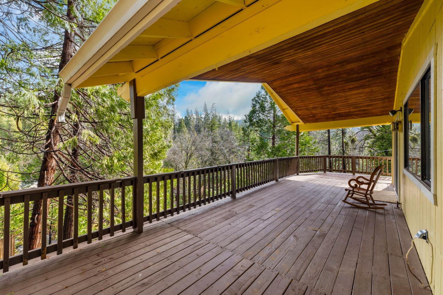 Detail Gallery Image 15 of 17 For 22440 N Tuolumne Rd, Twain Harte,  CA 95383 - 3 Beds | 2 Baths