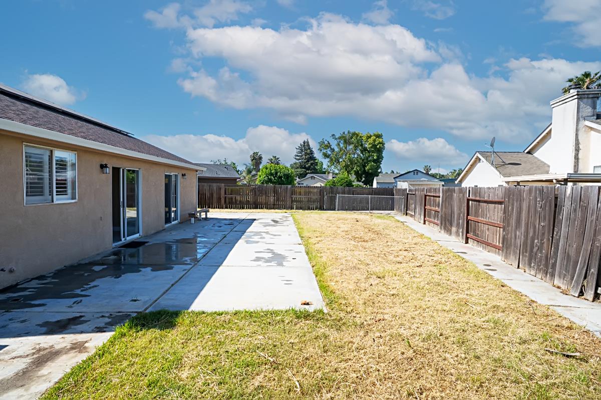 Detail Gallery Image 14 of 20 For 2445 Little Aston Way, Stockton,  CA 95206 - 2 Beds | 2 Baths
