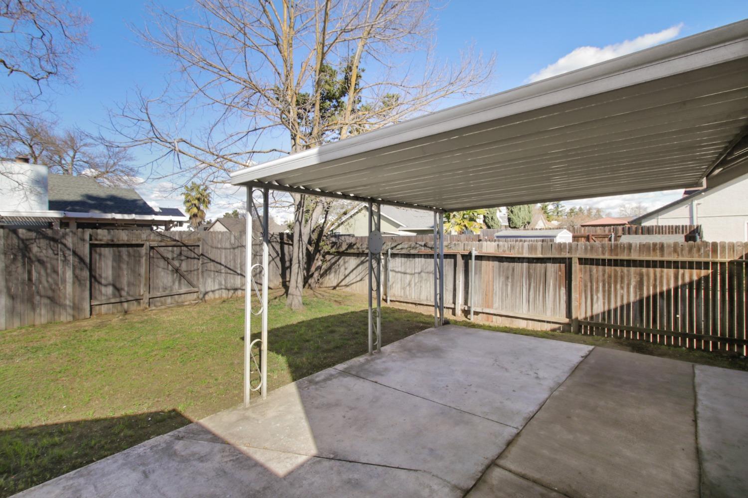 Detail Gallery Image 31 of 38 For 8237 Auberry Dr, Sacramento,  CA 95828 - 3 Beds | 2 Baths