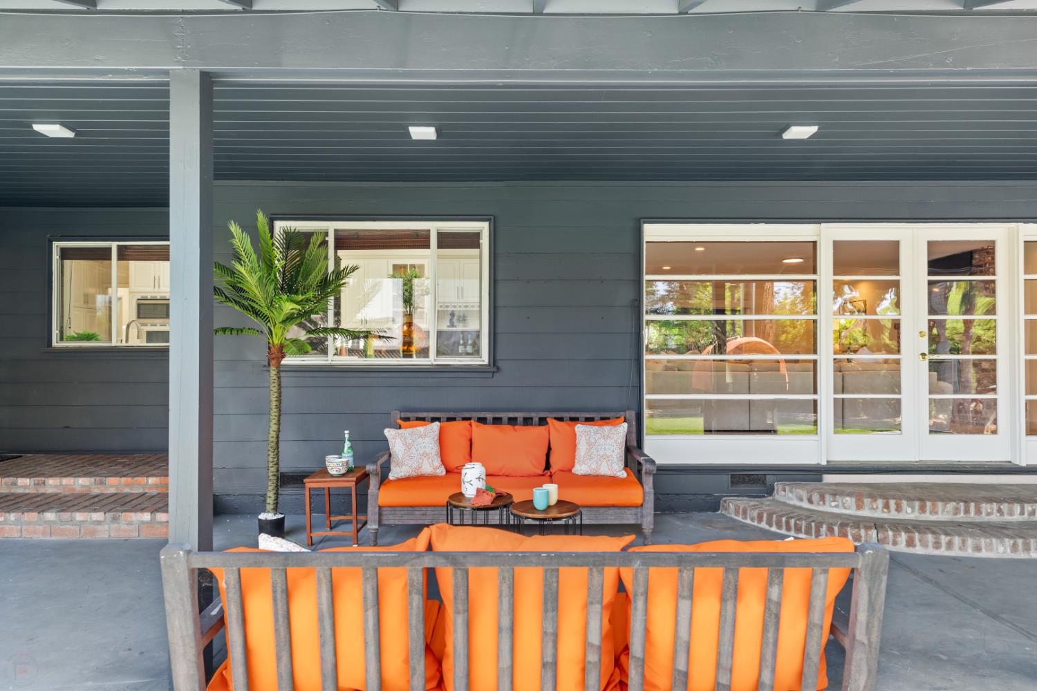 Detail Gallery Image 77 of 97 For 3221 Country Club Blvd, Stockton,  CA 95204 - 4 Beds | 3/1 Baths