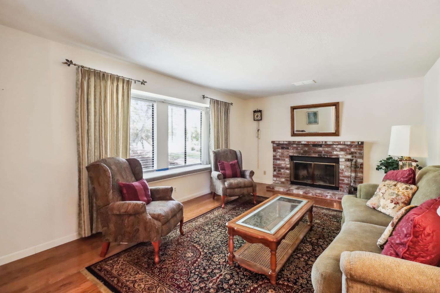 Detail Gallery Image 8 of 47 For 7846 Excelsior Ave, Orangevale,  CA 95662 - 3 Beds | 2 Baths