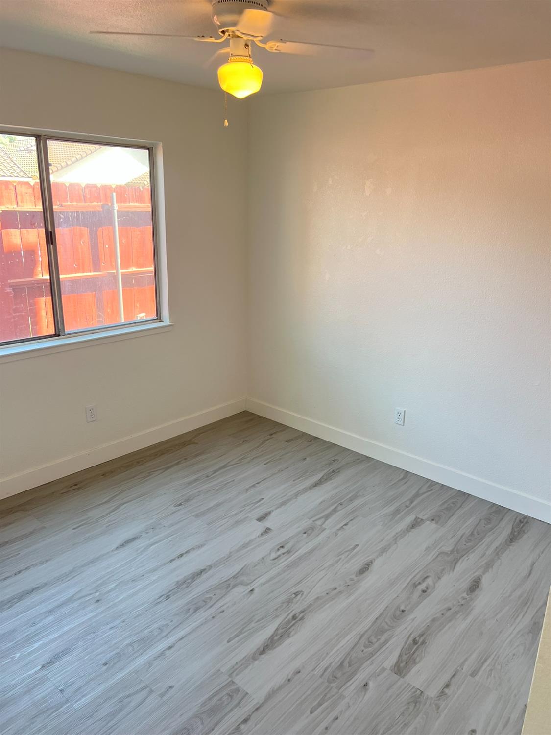 Detail Gallery Image 10 of 28 For 3320 Waynesboro Ct, Ceres,  CA 95307 - 3 Beds | 2 Baths