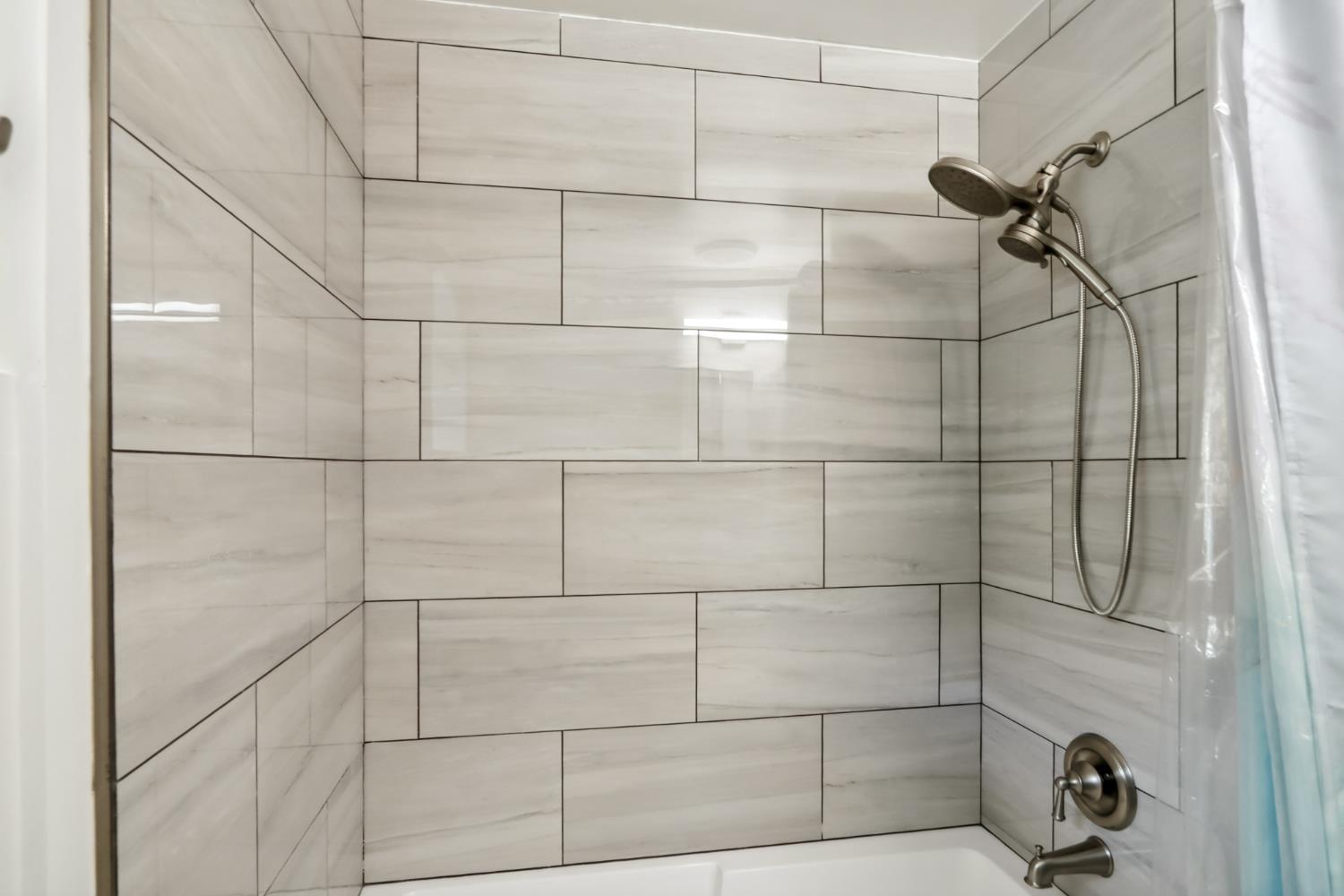 Detail Gallery Image 25 of 59 For 5250 71st St, Sacramento,  CA 95820 - 3 Beds | 1 Baths
