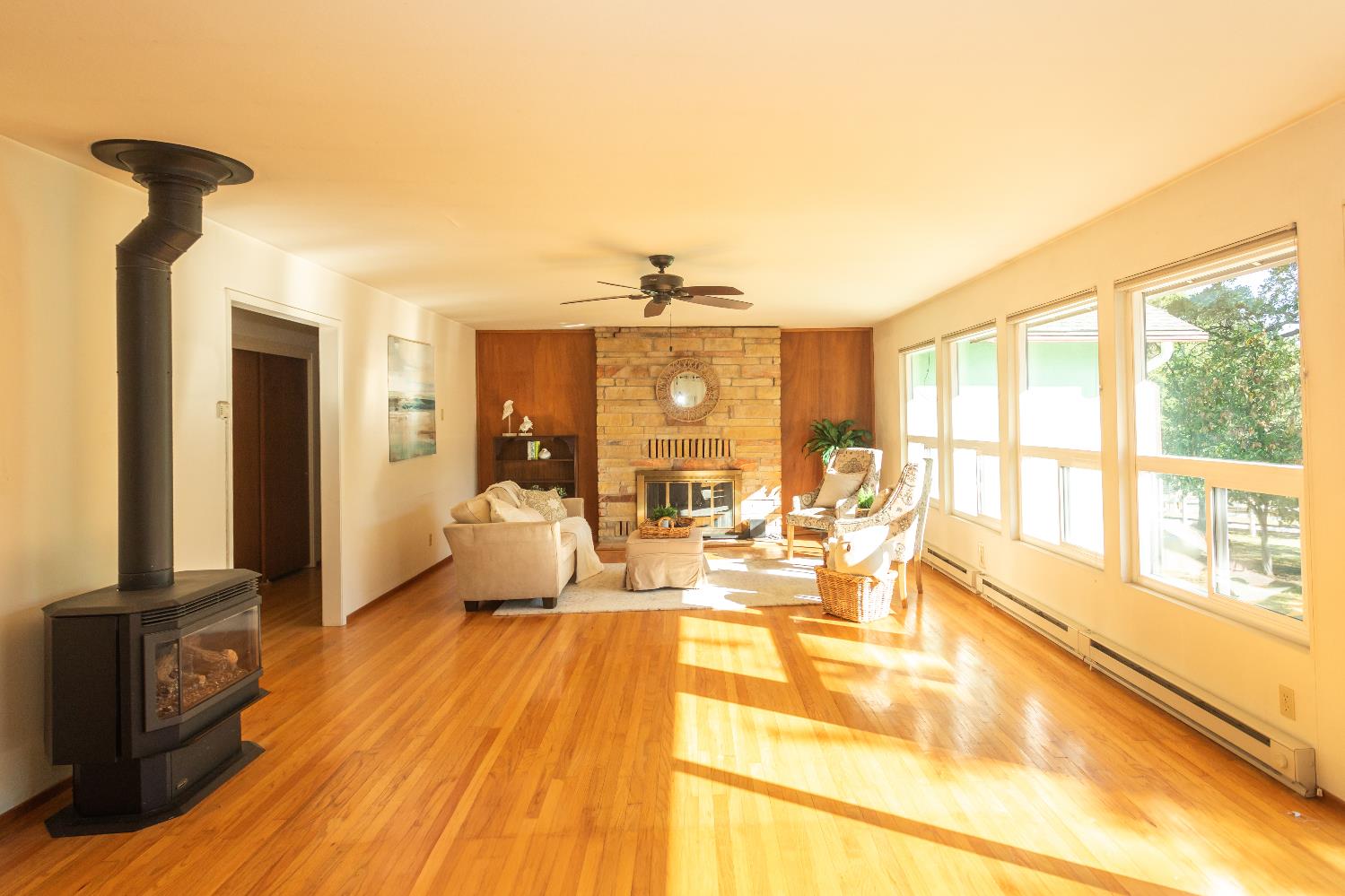 Detail Gallery Image 7 of 49 For 2691 Family Hill Dr, Placerville,  CA 95667 - 3 Beds | 2 Baths