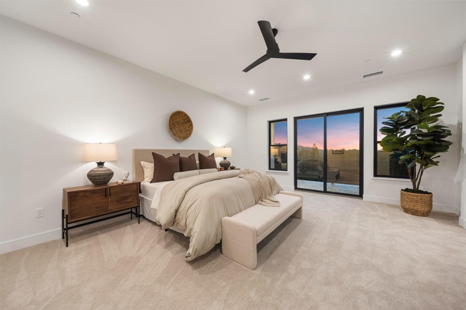 Detail Gallery Image 16 of 31 For 23846 Ironwood Ct, Auburn,  CA 95602 - 4 Beds | 3 Baths