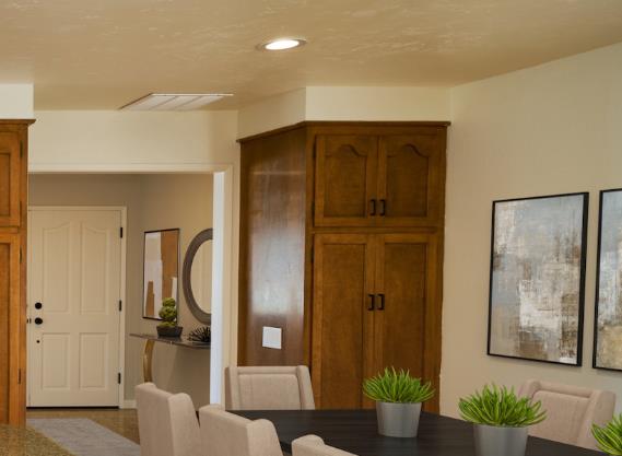 Detail Gallery Image 11 of 41 For 659 San Tomas Way, South Salinas,  CA 93901 - 3 Beds | 2 Baths