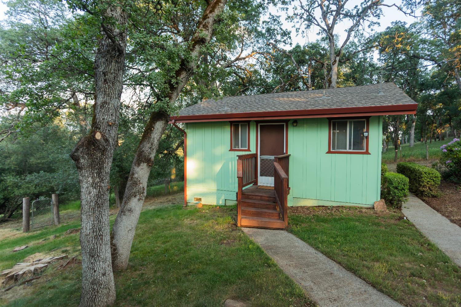 Detail Gallery Image 22 of 49 For 2691 Family Hill Dr, Placerville,  CA 95667 - 3 Beds | 2 Baths