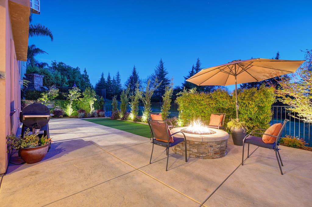 Detail Gallery Image 40 of 58 For 3711 Stone Temple Ct, Rocklin,  CA 95765 - 5 Beds | 4/1 Baths