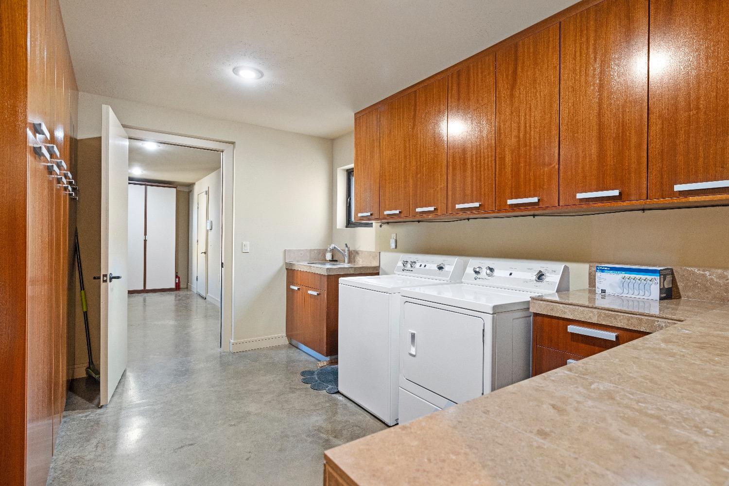Detail Gallery Image 48 of 64 For 10715 Amerine Ln, Oakdale,  CA 95361 - 2 Beds | 2/1 Baths