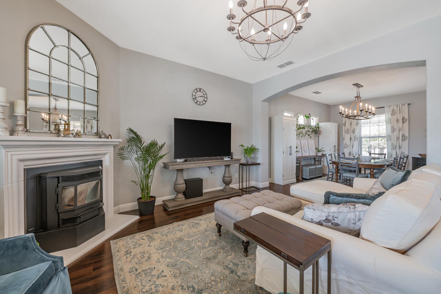 Detail Gallery Image 10 of 65 For 12760 Riding Trail Dr, Wilton,  CA 95693 - 3 Beds | 2 Baths