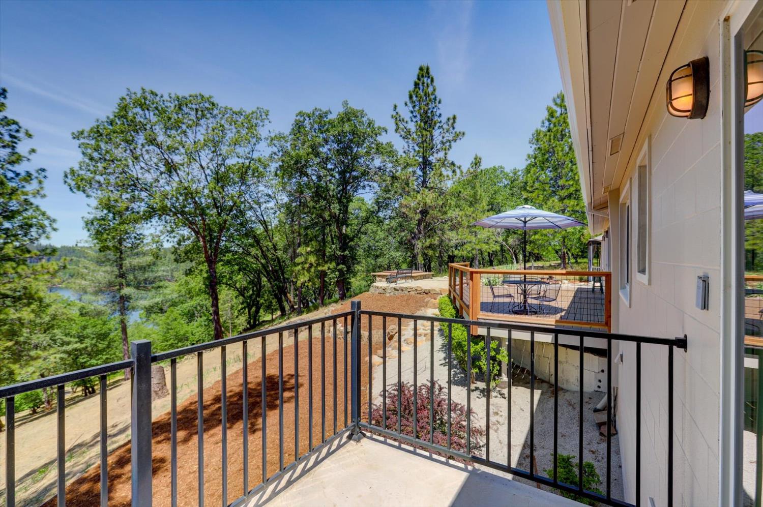 Detail Gallery Image 34 of 88 For 2500 N Lakewood Dr, Meadow Vista,  CA 95722 - 3 Beds | 2/1 Baths
