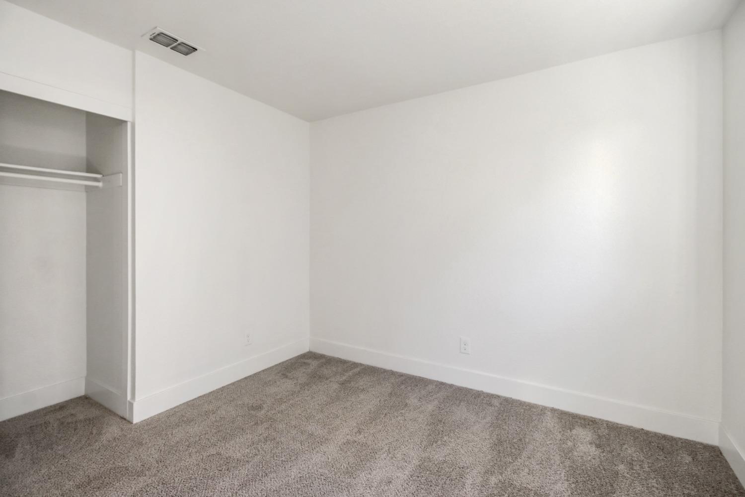 Detail Gallery Image 27 of 38 For 8237 Auberry Dr, Sacramento,  CA 95828 - 3 Beds | 2 Baths