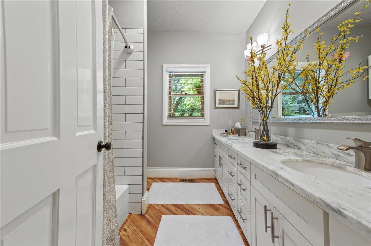 Detail Gallery Image 29 of 75 For 12064 Waxwing Ct, Penn Valley,  CA 95946 - 4 Beds | 3/1 Baths
