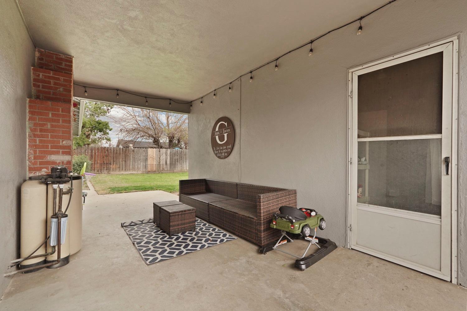 Detail Gallery Image 34 of 42 For 1118 Hawthorne Ave, Modesto,  CA 95350 - 3 Beds | 2 Baths