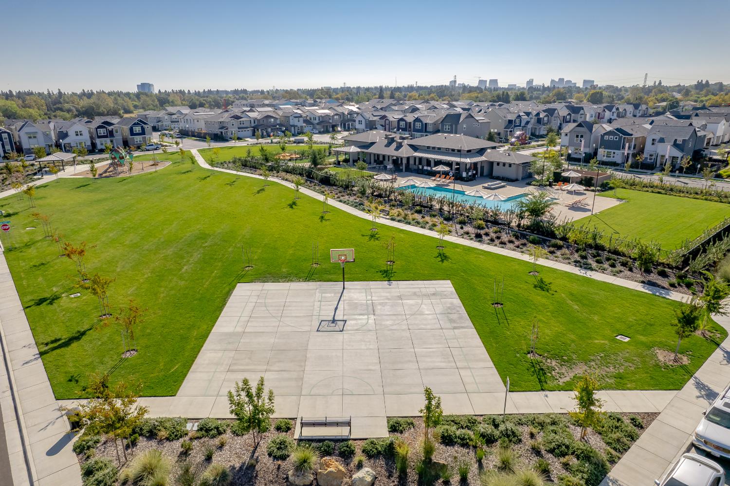 Detail Gallery Image 36 of 44 For 3074 Seaspray Walk, Sacramento,  CA 95833 - 3 Beds | 2/1 Baths