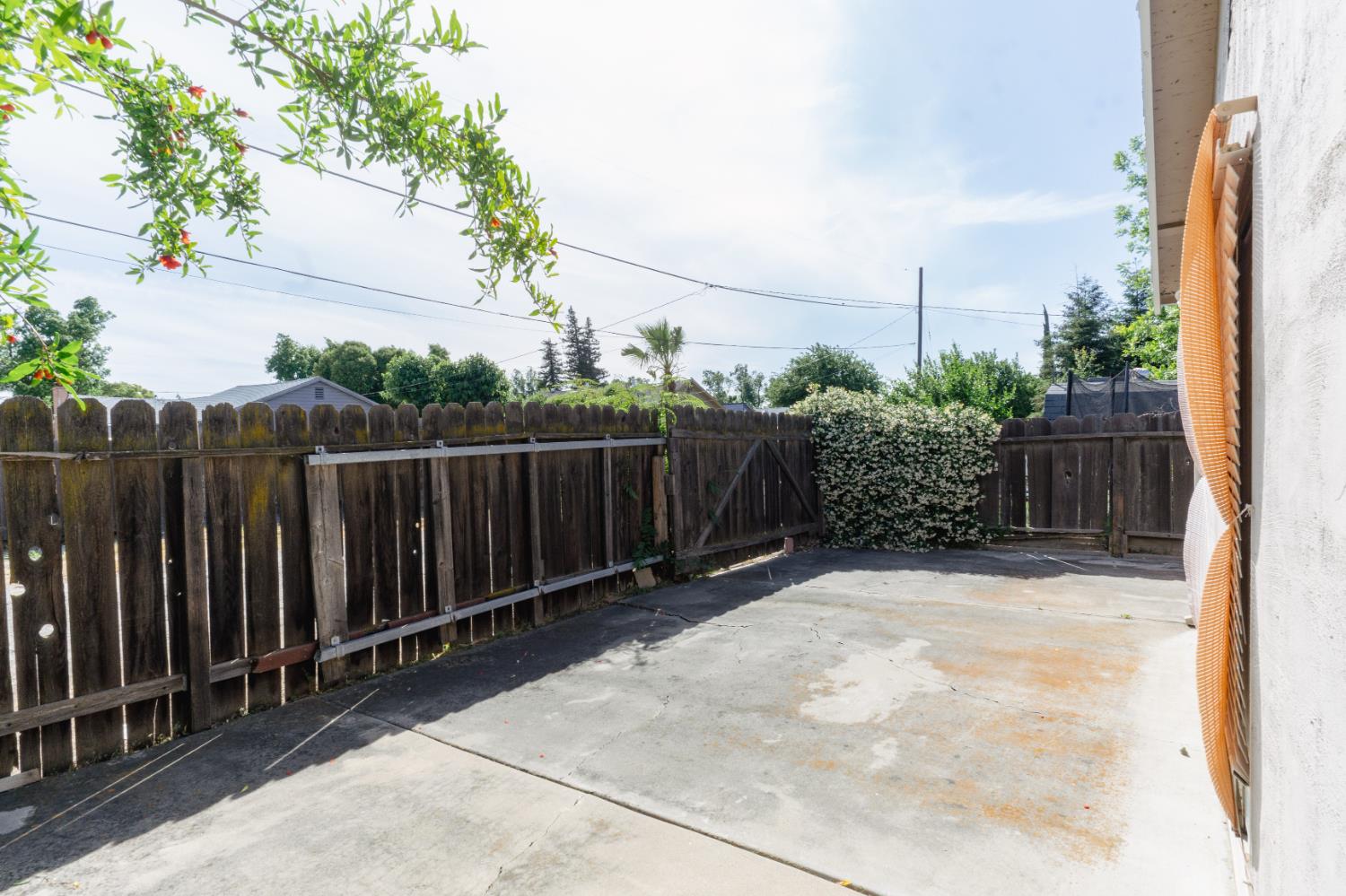 Detail Gallery Image 61 of 66 For 1070 E 23rd St, Merced,  CA 95340 - 3 Beds | 2 Baths