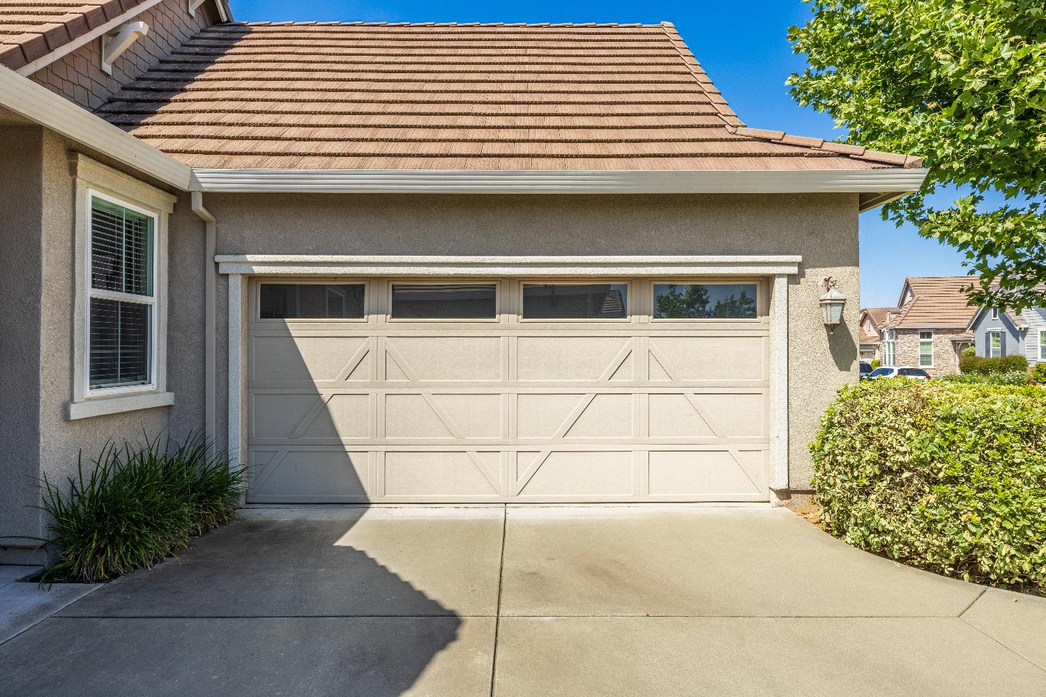 Detail Gallery Image 3 of 34 For 5425 Mossy Stone Way, Rancho Cordova,  CA 95742 - 3 Beds | 2 Baths