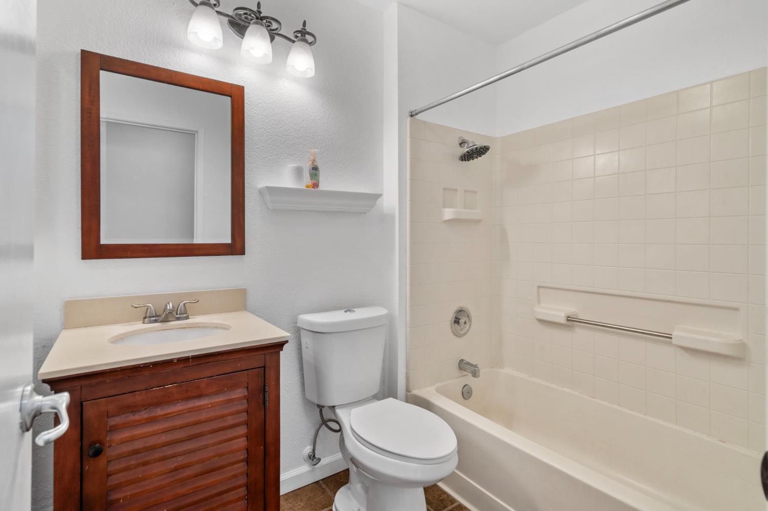 Detail Gallery Image 14 of 21 For 4805 Sun Brook Dr, Salida,  CA 95368 - 3 Beds | 2 Baths