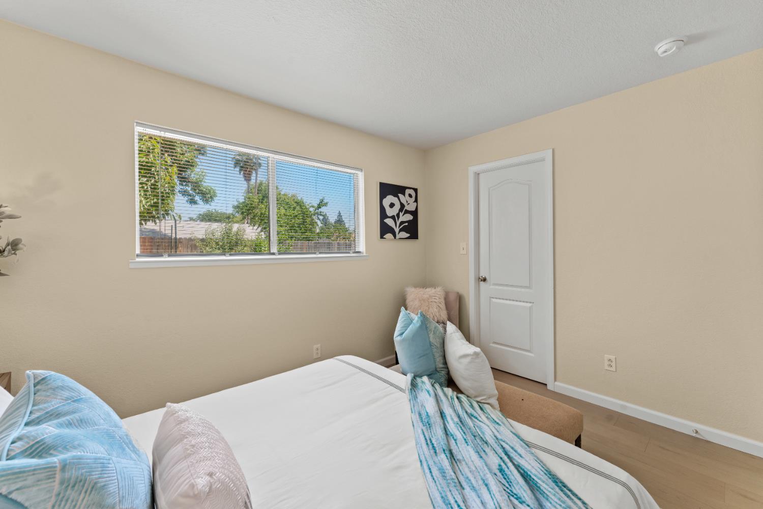 Detail Gallery Image 21 of 28 For 6112 Longfellow Way, Sacramento,  CA 95842 - 3 Beds | 1 Baths