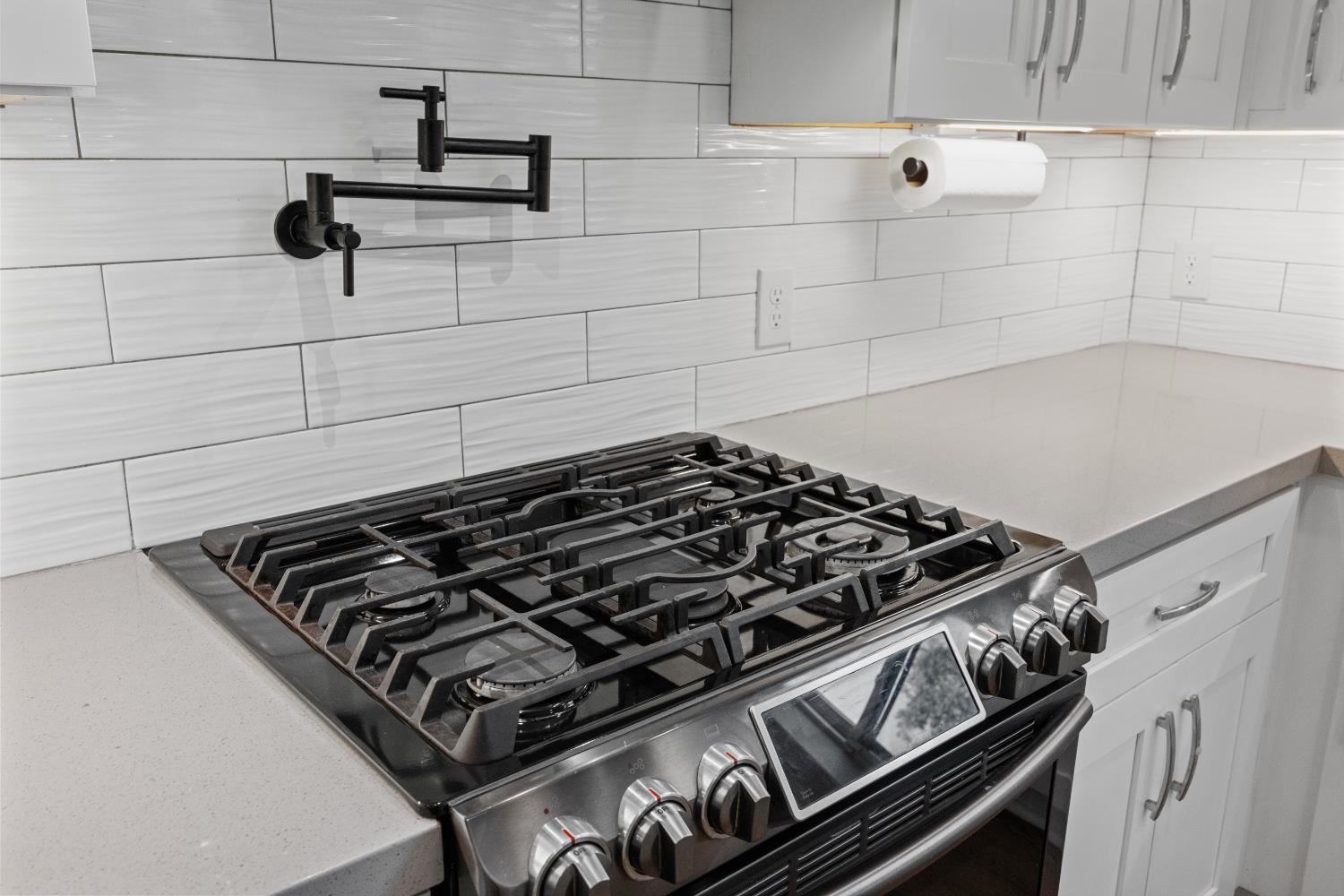 Detail Gallery Image 22 of 55 For 12587 Incline Dr, Auburn,  CA 95603 - 4 Beds | 4 Baths