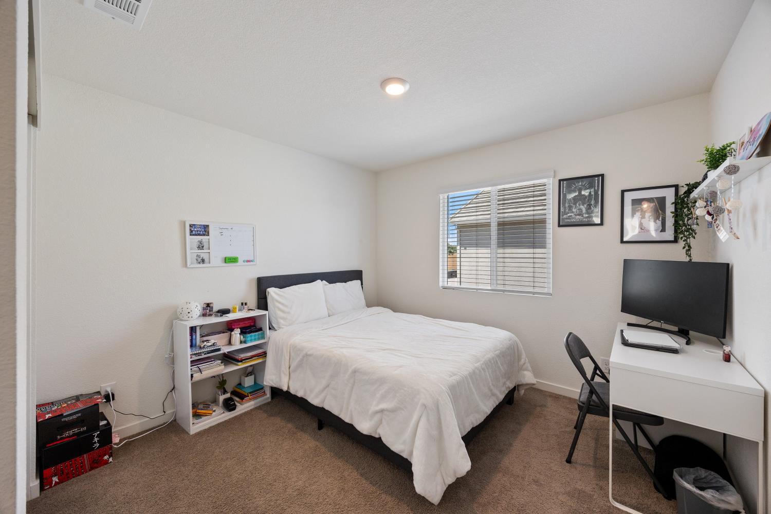 Detail Gallery Image 18 of 25 For 9017 Farmstead Cir, Roseville,  CA 95747 - 4 Beds | 2/1 Baths