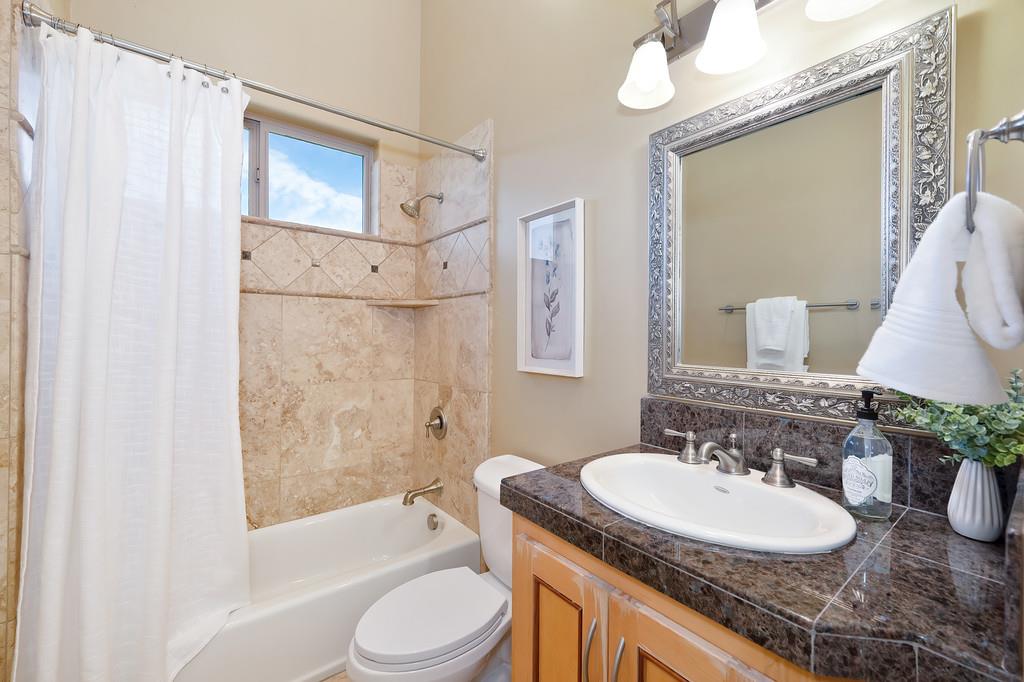 Detail Gallery Image 25 of 58 For 3711 Stone Temple Ct, Rocklin,  CA 95765 - 5 Beds | 4/1 Baths