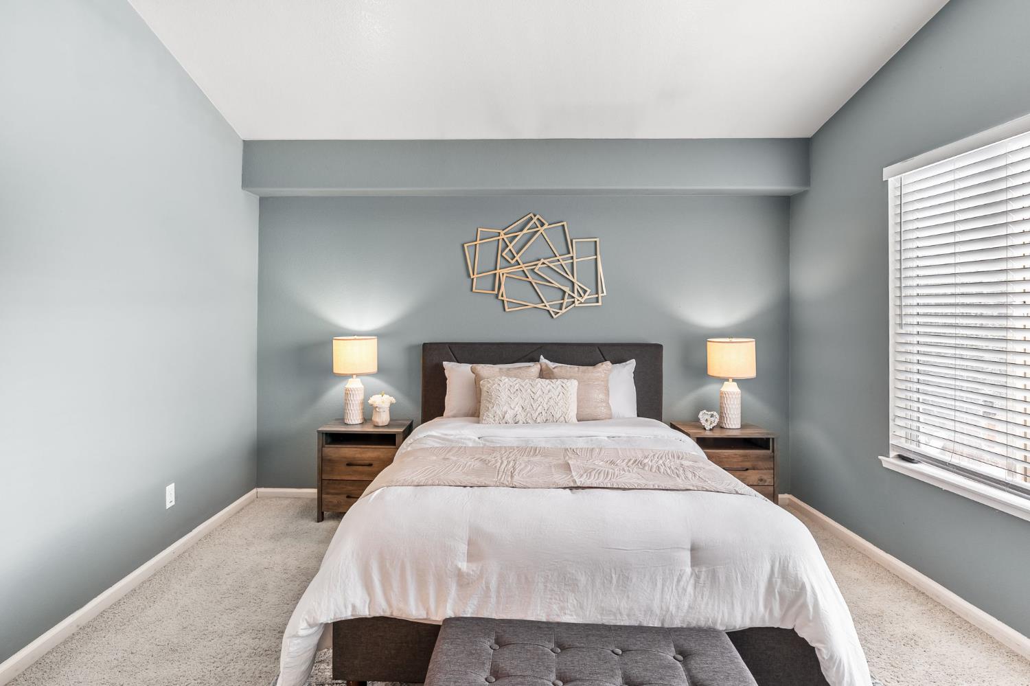 Detail Gallery Image 32 of 45 For 2111 Bridle Creek Cir, Tracy,  CA 95377 - 3 Beds | 2/1 Baths