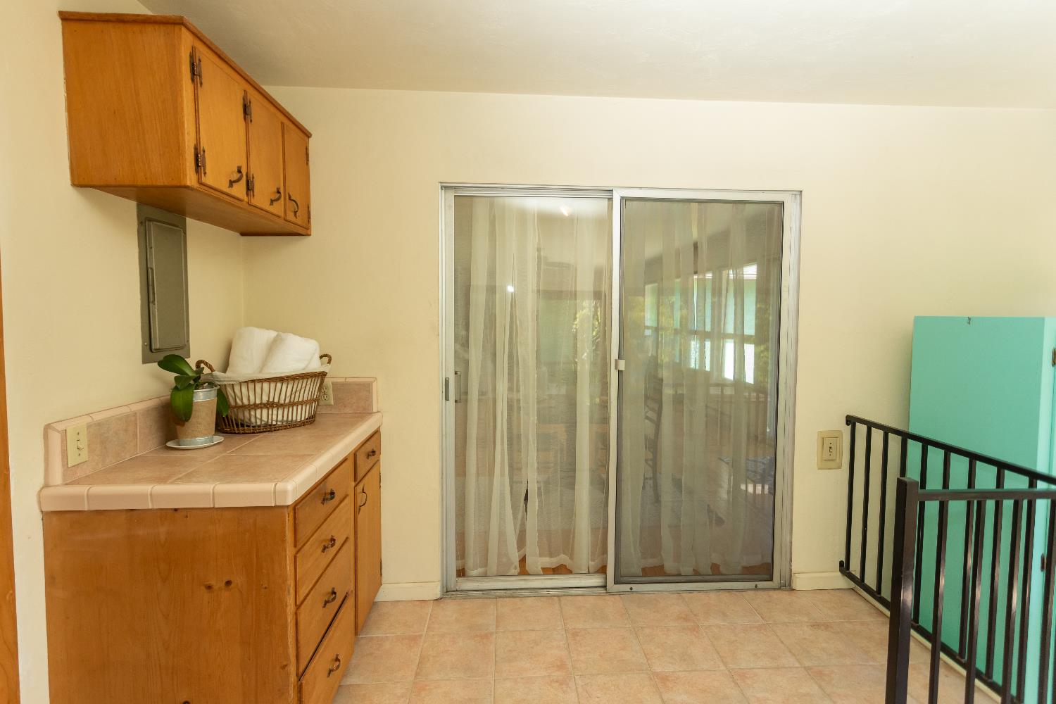 Detail Gallery Image 32 of 49 For 2691 Family Hill Dr, Placerville,  CA 95667 - 3 Beds | 2 Baths