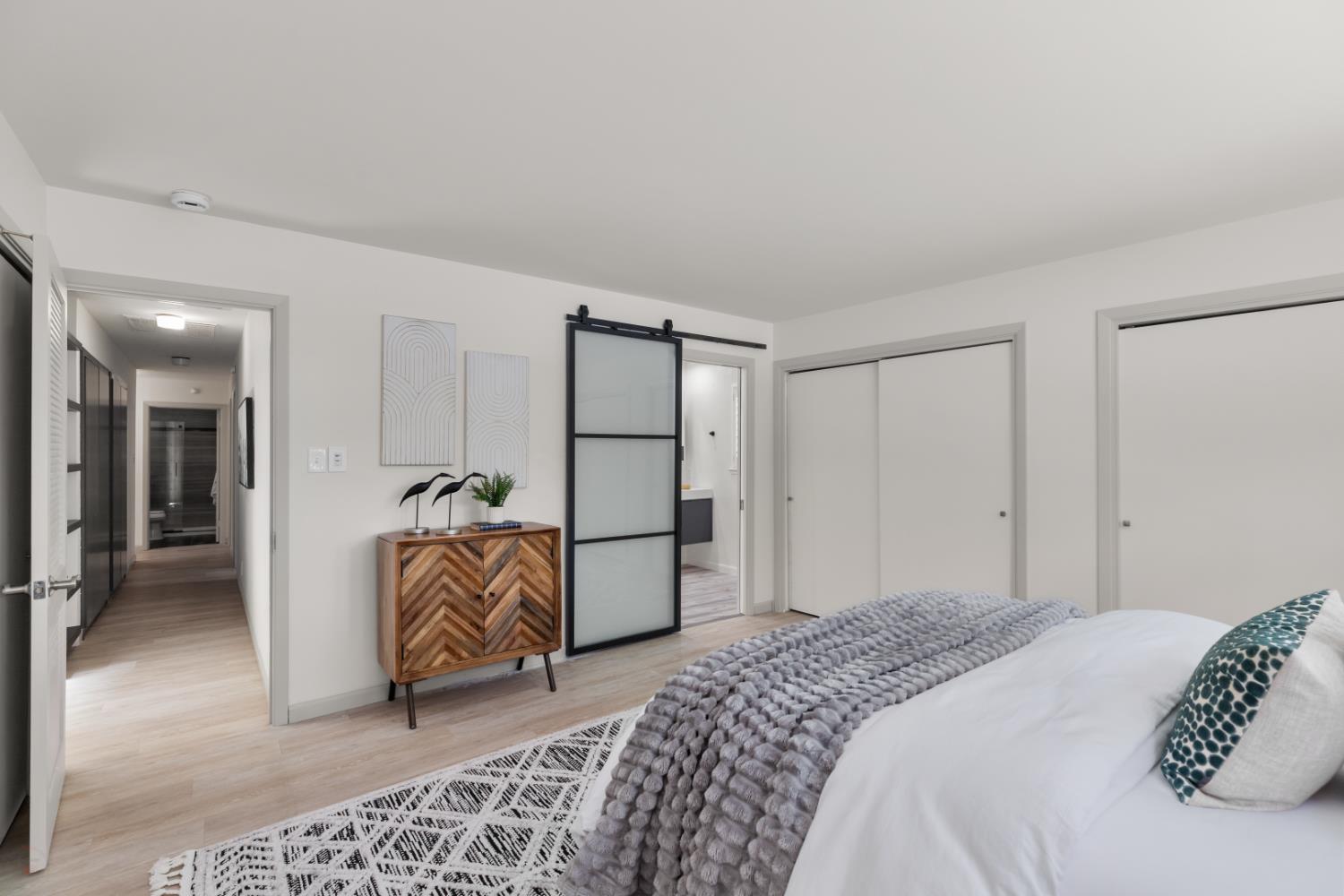 Detail Gallery Image 52 of 97 For 3221 Country Club Blvd, Stockton,  CA 95204 - 4 Beds | 3/1 Baths