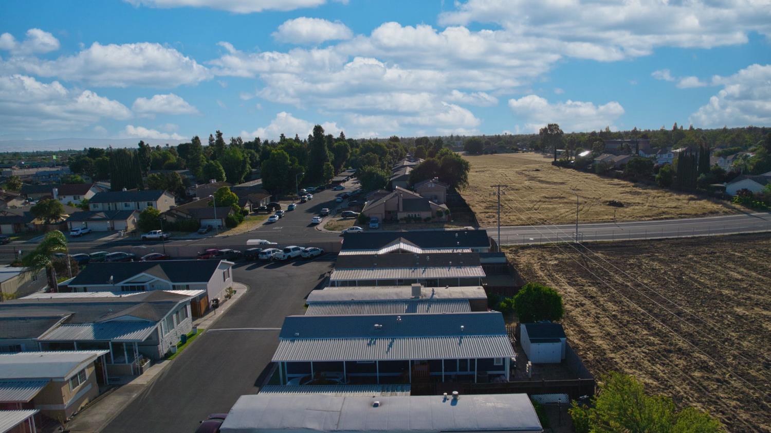 Detail Gallery Image 33 of 37 For 150 Pestana 43, Manteca,  CA 95336 - 2 Beds | 1 Baths